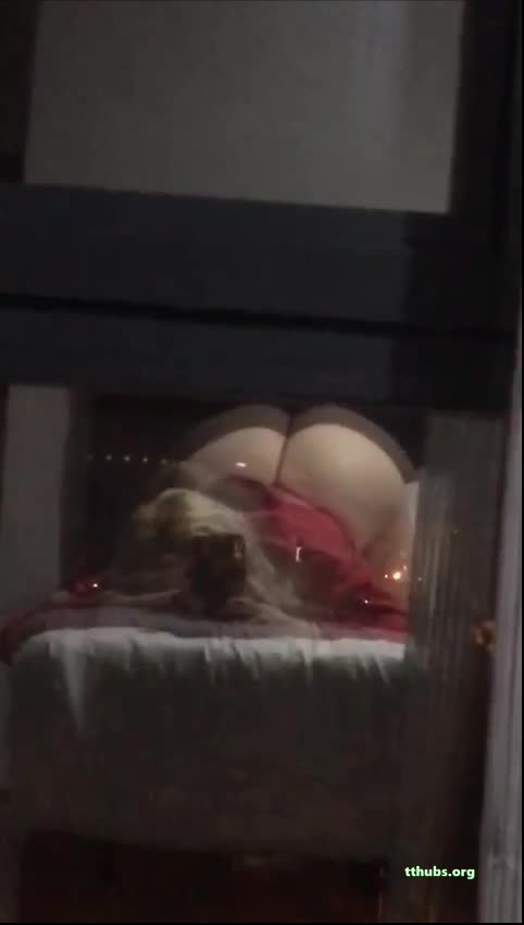 Örümcek Yüzüstü Kırmızı İç Çamaşırı Twerk