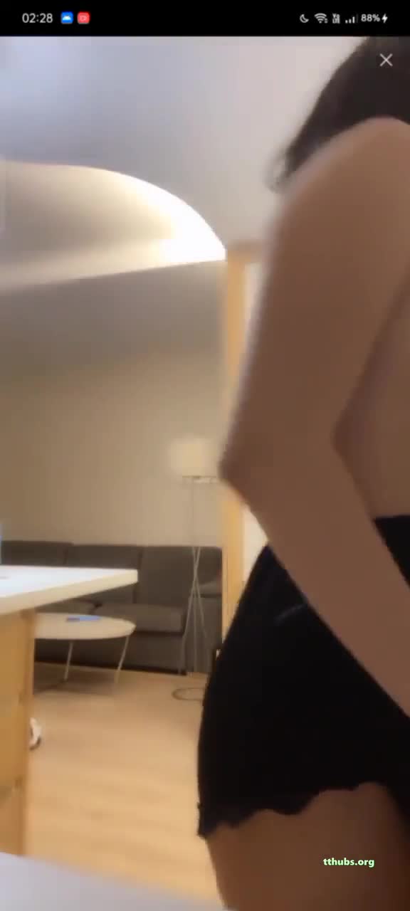 Bigo Naz Part 5 Siyah Şortla Kalça Dolaşıyor Ifsa