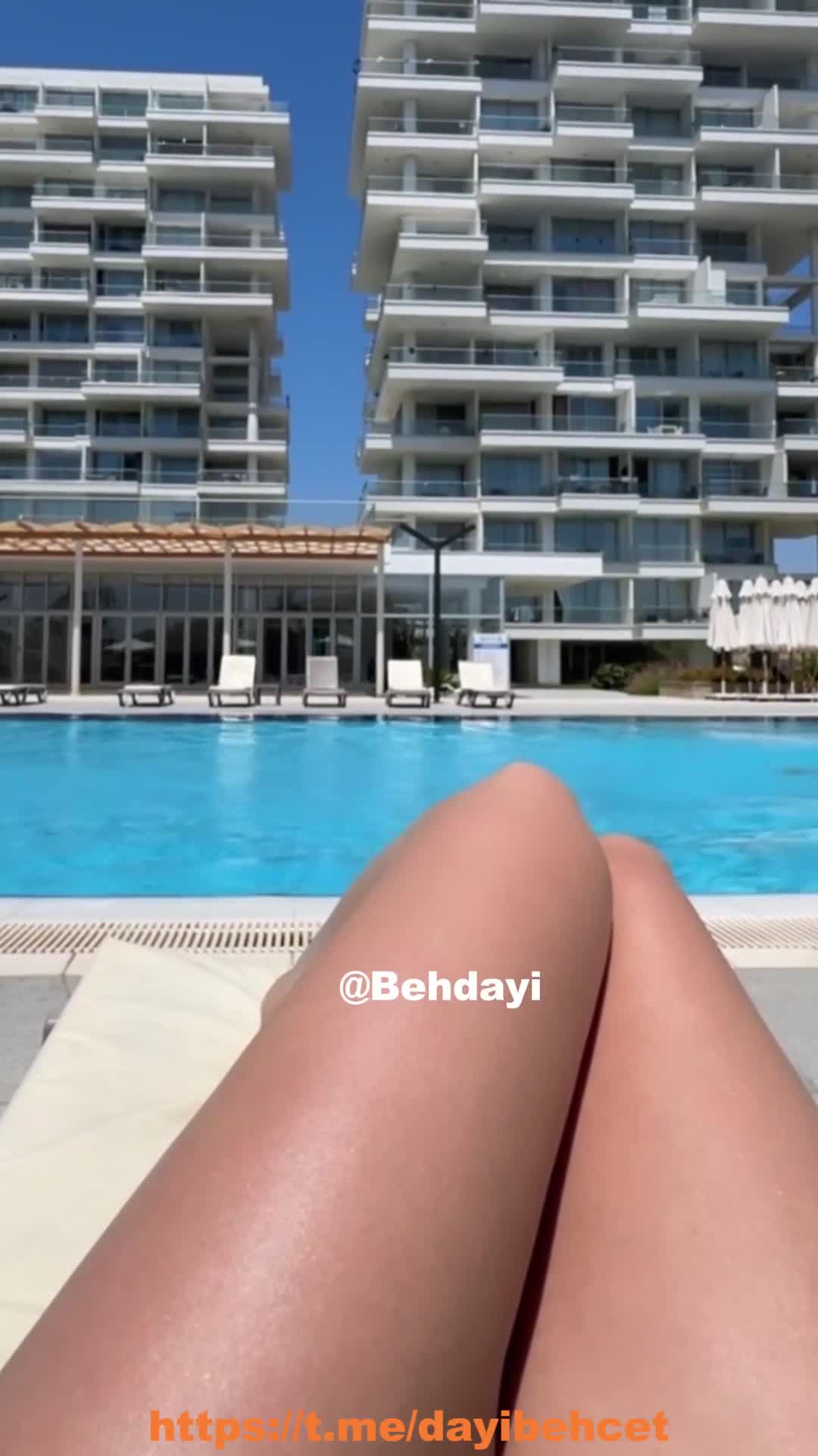 Şeyda Nur Tunç ifşa havuz bacak açma anı